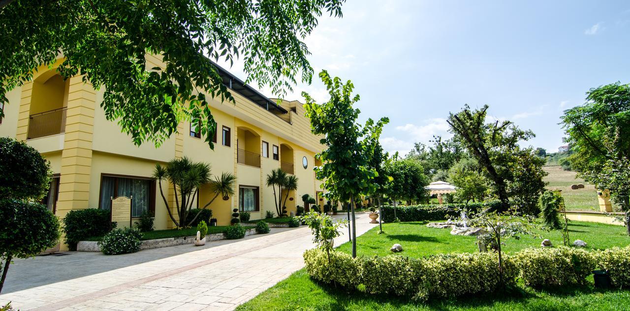 Elia Hotel Buccino Esterno foto