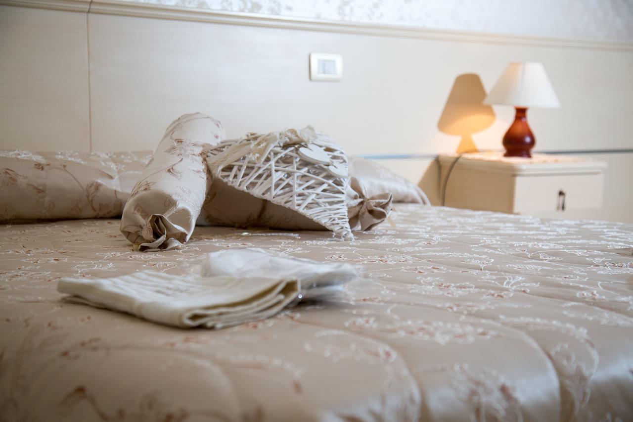 Elia Hotel Buccino Esterno foto