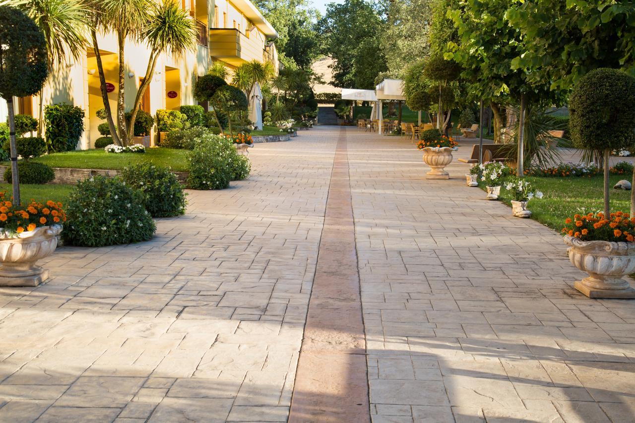 Elia Hotel Buccino Esterno foto